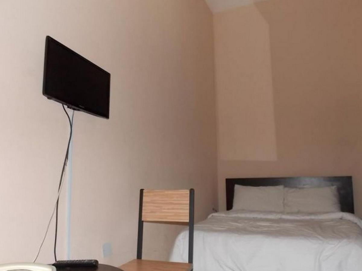 Room In Lodge - Ambience Hotels Abujahome For Leisure And Business Travellers Esterno foto